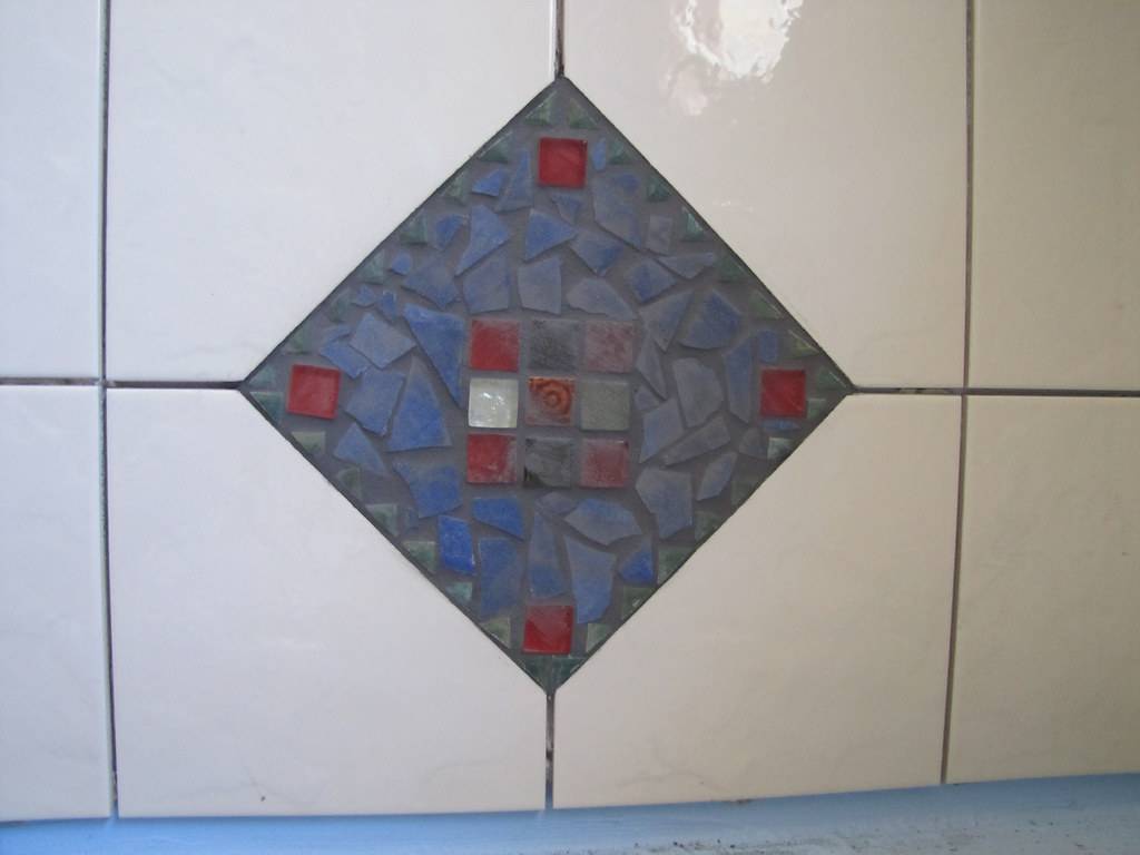 Guest Bathroom Tile Mosaic - Strawbale House Build in Redmond Western Australia